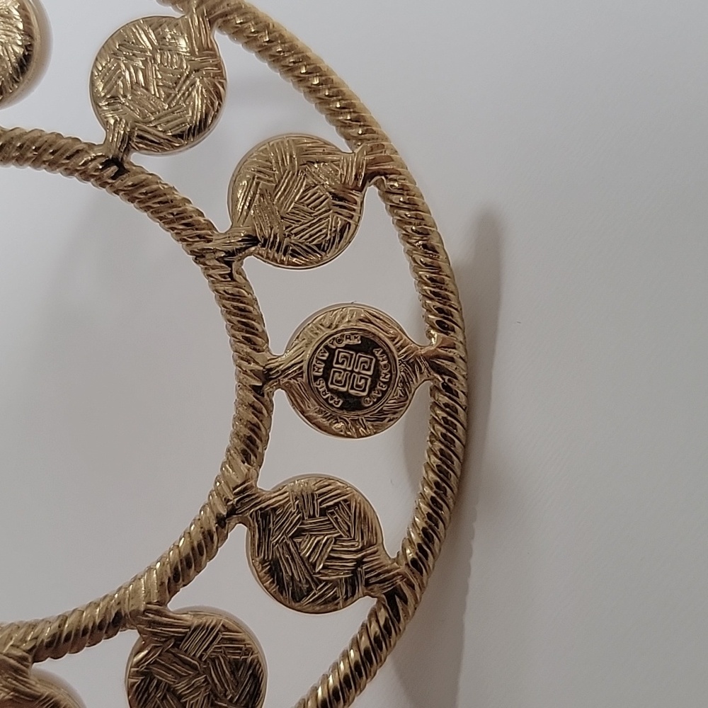 Authentic Excellent Condition Givenchy Pearl Gold… - image 8